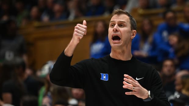 Duke basketball head coach Jon Scheyer
